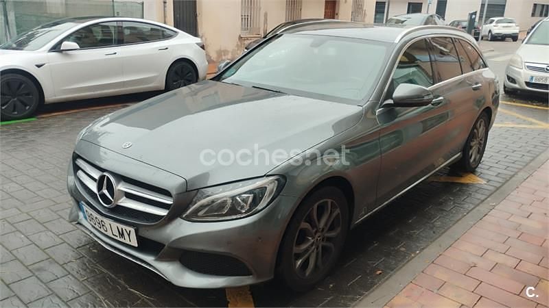 Usado Mercedes C200 136 CV (100 kW) 2017 Gris / plata Berlina