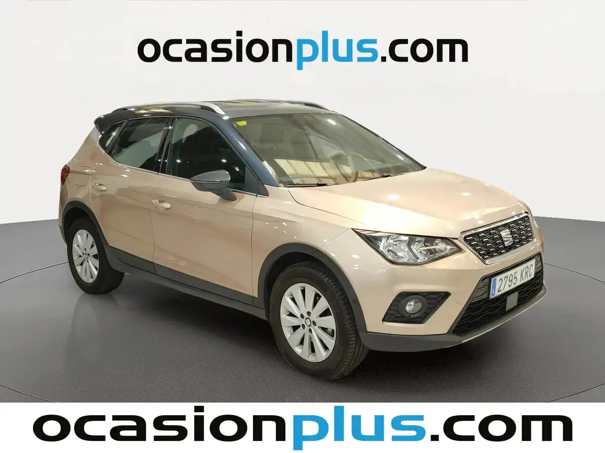 Usado Seat Arona Ecomotive 116 CV (85 kW) 2018 Marrón SUV