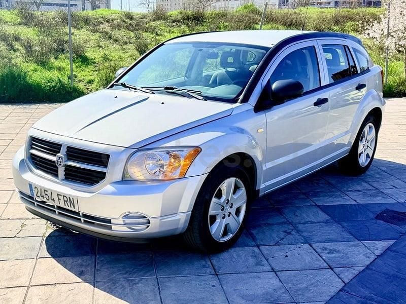 Usado Dodge Caliber SXT 156 CV (114 kW) 2008 Gris / plata Utilitario