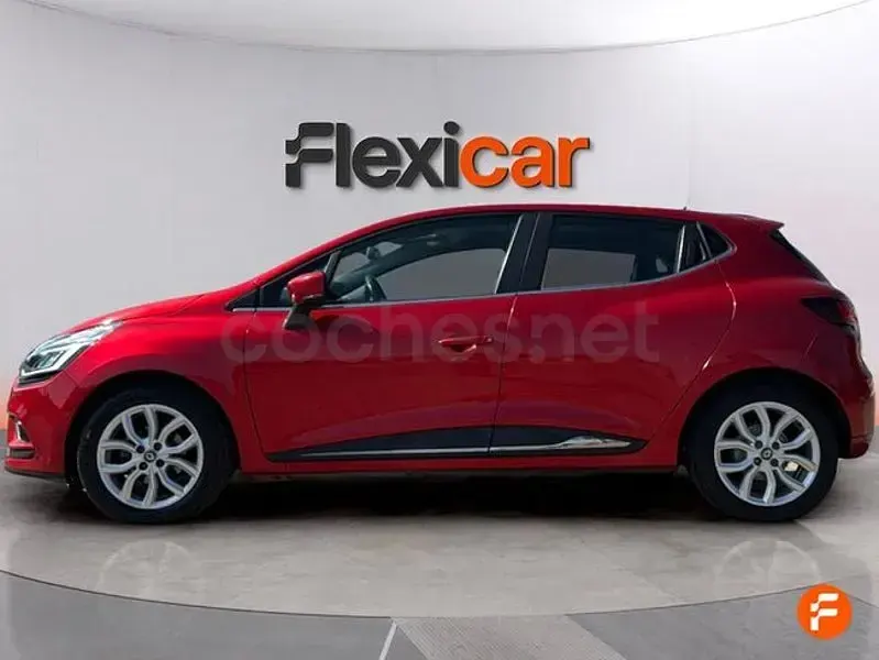 Usado Renault Clio IV Zen 110 CV (80 kW) 2018 Rojo Berlina