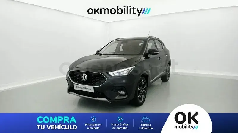 Begagnad MG ZS Luxury 111 HK (81 kW) 2023 Svart SUV