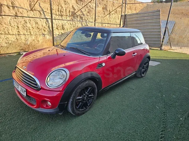 Usado Mini One D 90 CV (66 kW) 2011 Rojo Utilitario