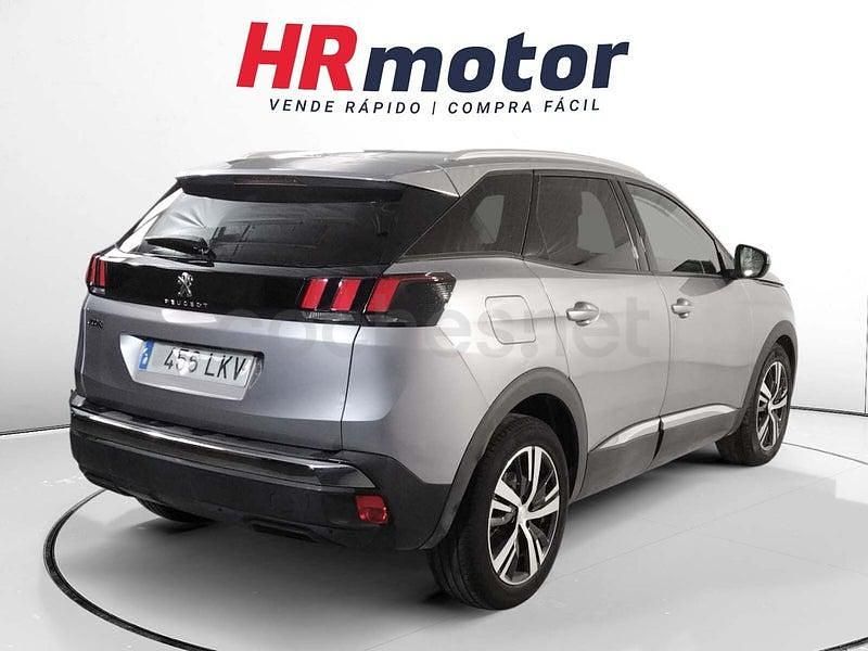 Usado Peugeot 3008 Allure 131 CV (96 kW) 2020 Gris / plata SUV