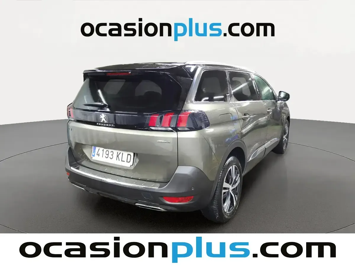 Usado Peugeot 5008 GT-line 130 CV (95 kW) 2018 Gris SUV