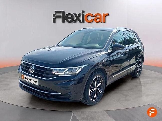 Usado VW Tiguan Life 150 CV (110 kW) 2021 Negro SUV