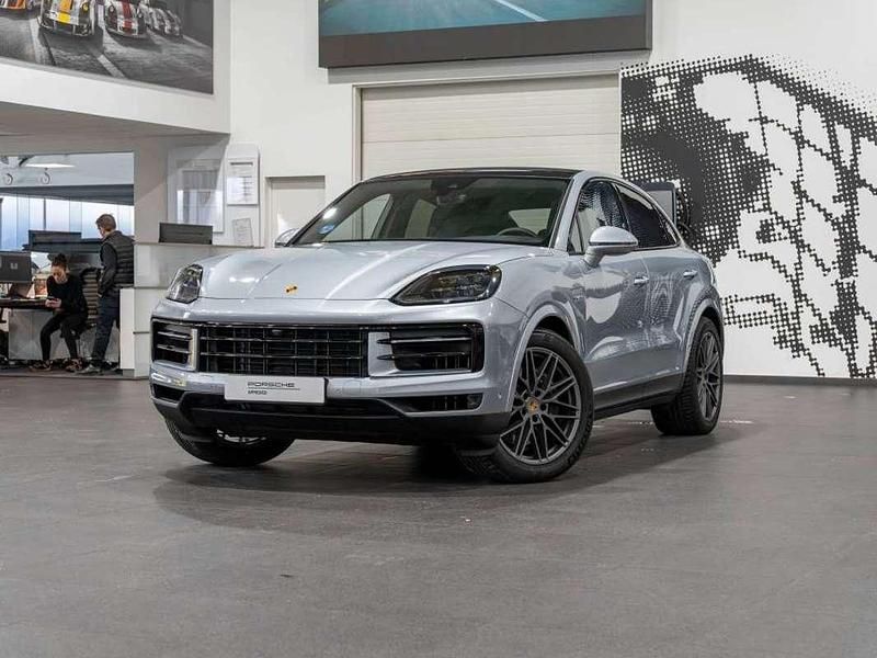 Usado Porsche Cayenne 470 CV (345 kW) 2025 Plateado SUV
