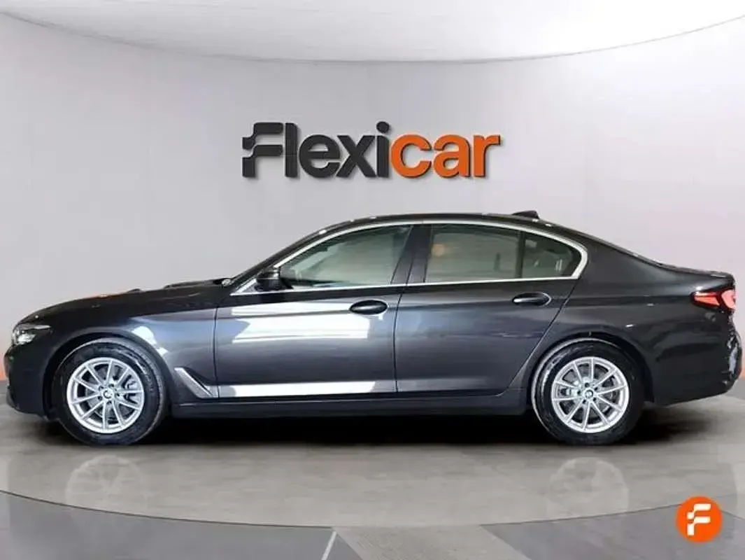 Usado BMW 520 190 CV (139 kW) 2022 Gris Familiar