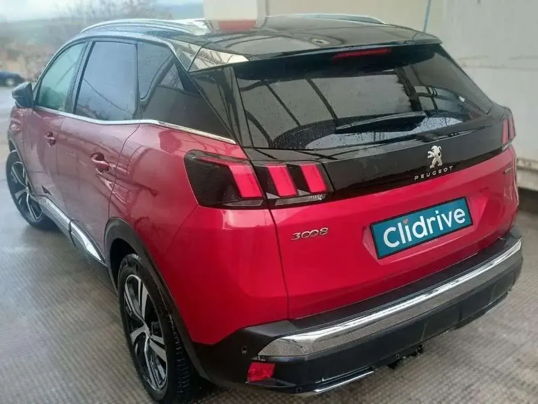 Usado Peugeot 3008 GT-line 131 CV (96 kW) 2018 Burdeos SUV