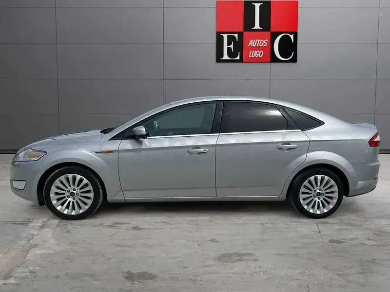 Usado Ford Mondeo 125 CV (91 kW) 2009 Gris / plata Berlina
