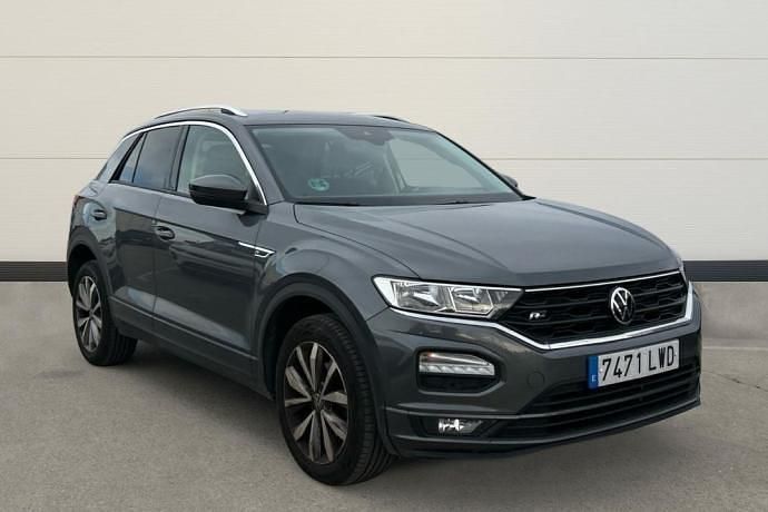 Usado VW T-Roc Advance 150 CV (110 kW) 2022 Gris SUV