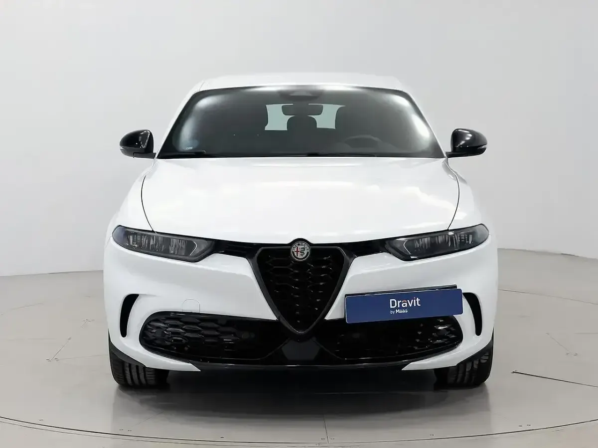 Usado Alfa Romeo Tonale Sprint 131 CV (96 kW) 2022 Blanco SUV