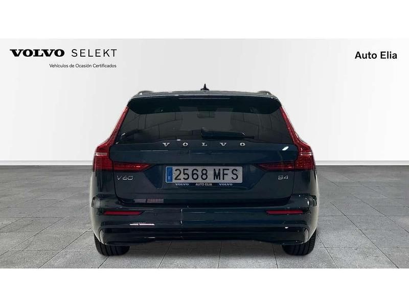 Usado Volvo V60 Plus 197 CV (144 kW) 2023 Azul Familiar