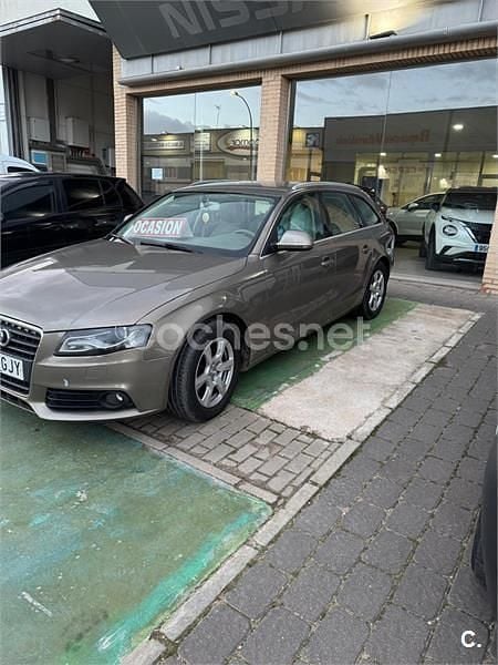 Usado Audi A4 180 CV (132 kW) 2008 Marrón Familiar