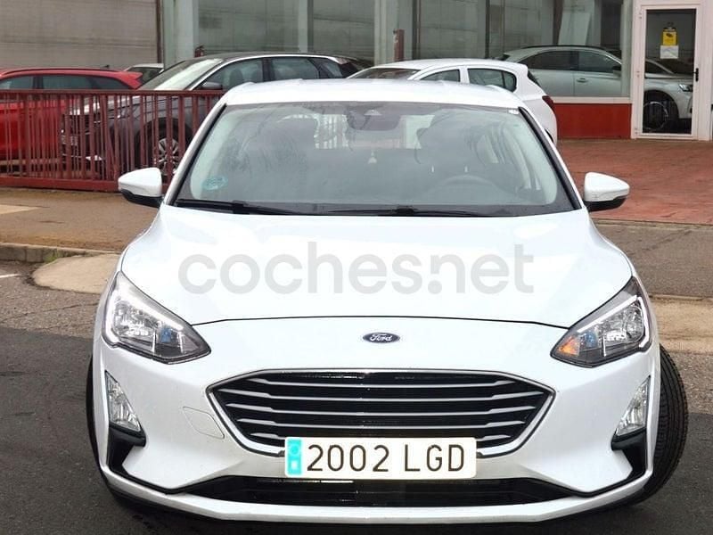 Usado Ford Focus Trend 95 CV (69 kW) 2020 Blanco Berlina