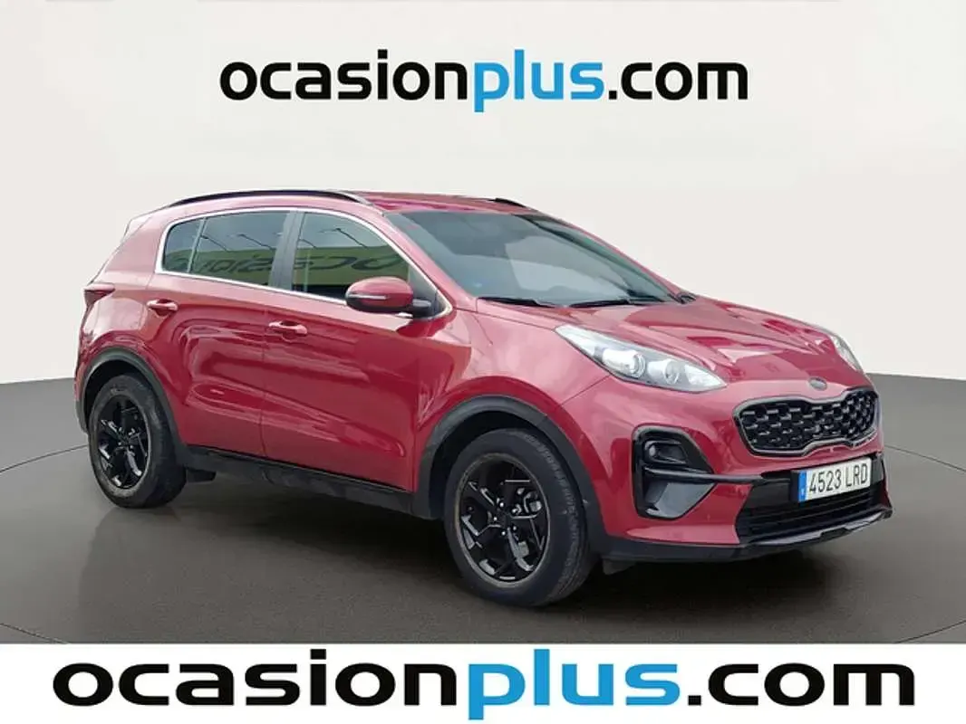 Usado Kia Sportage 136 CV (100 kW) 2021 Rojo SUV