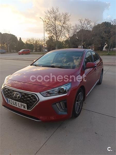 Usado Hyundai Ioniq 141 CV (103 kW) 2021 Granate Utilitario