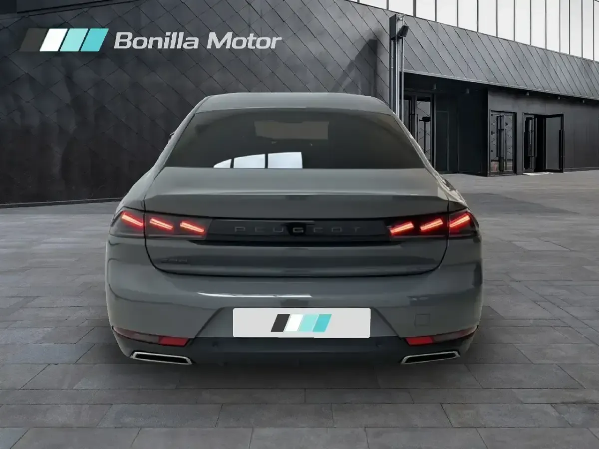 Usado Peugeot 508 Allure 130 CV (95 kW) 2024 Gris Berlina