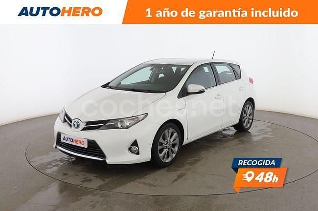 Blanco Usado 2013 Toyota Auris Hybrid Active Berlina | 12.099 € (Precio justo) - Imagen 1/3