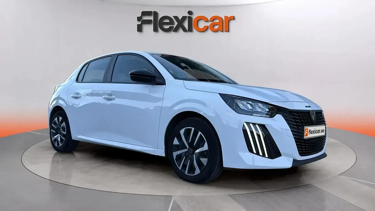 Usado Peugeot 208 Active 102 CV (75 kW) 2024 Utilitario