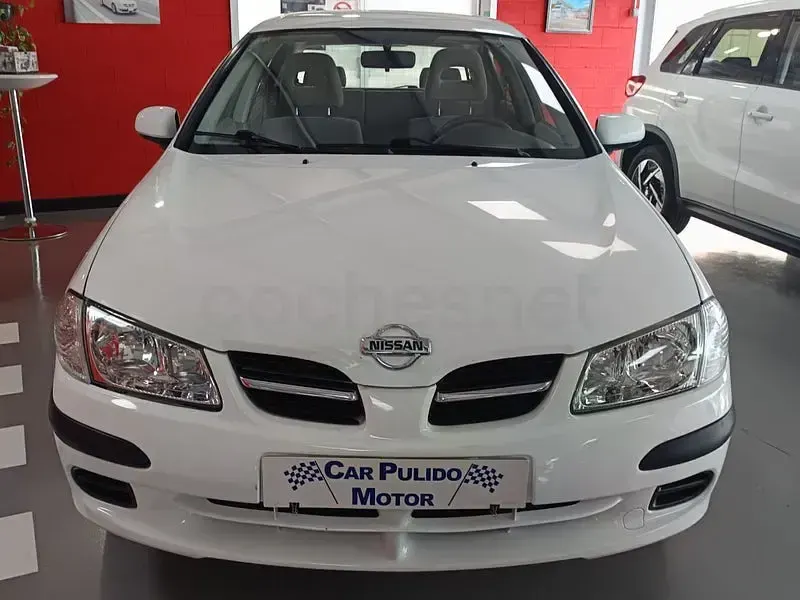 Usado Nissan Almera Comfort 90 CV (66 kW) 2001 Blanco Berlina