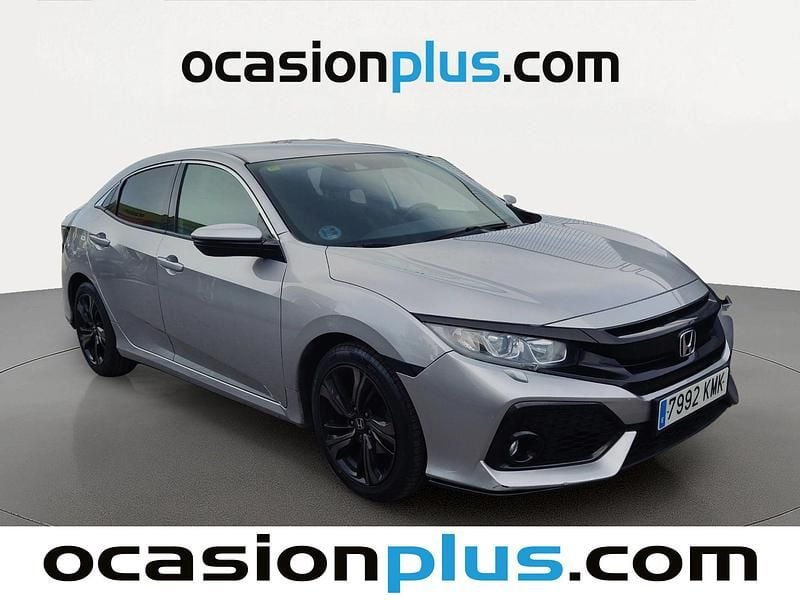 Usado Honda Civic Elegance 129 CV (94 kW) 2018 Gris plata Utilitario