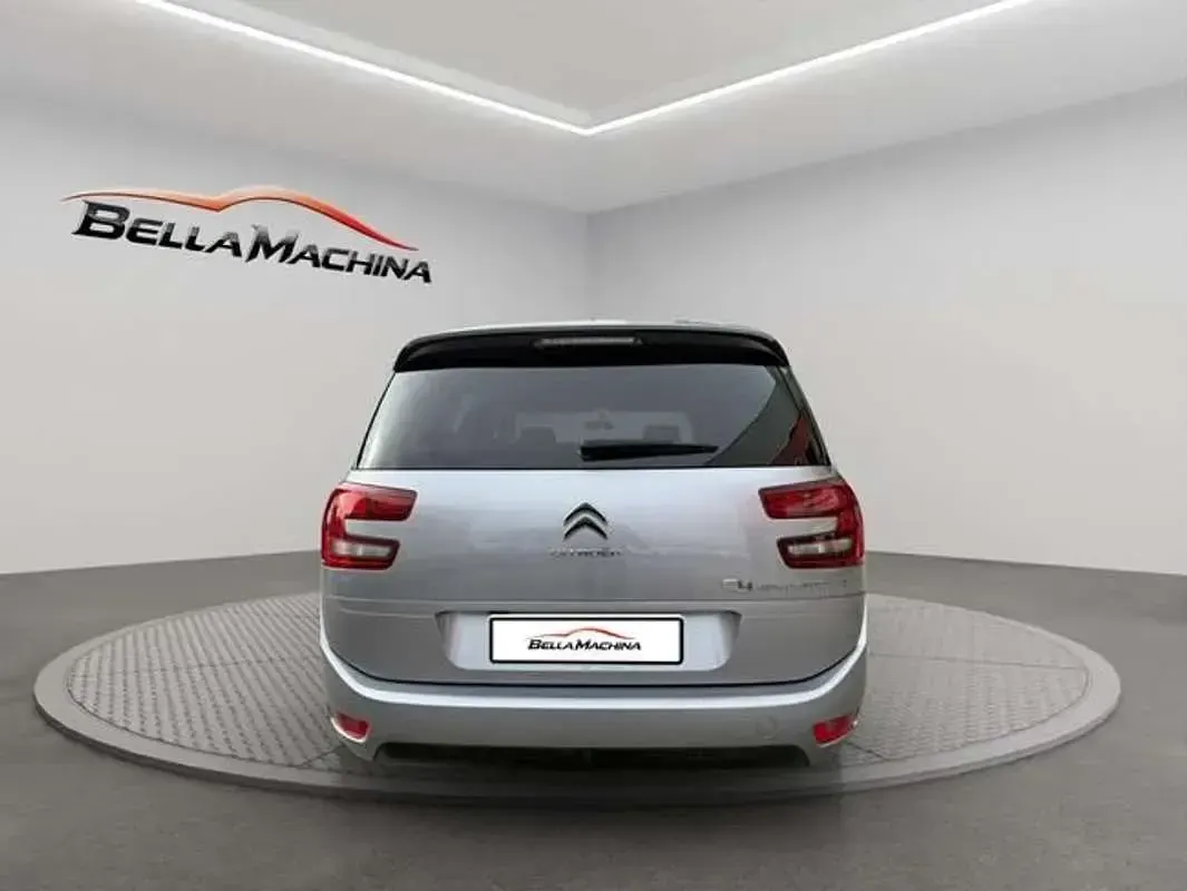 Usado Citroën C4 Shine 131 CV (96 kW) 2022 Gris Monovolumen