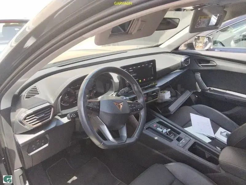 Usado Cupra Formentor 150 CV (110 kW) 2022 Gris / plata SUV