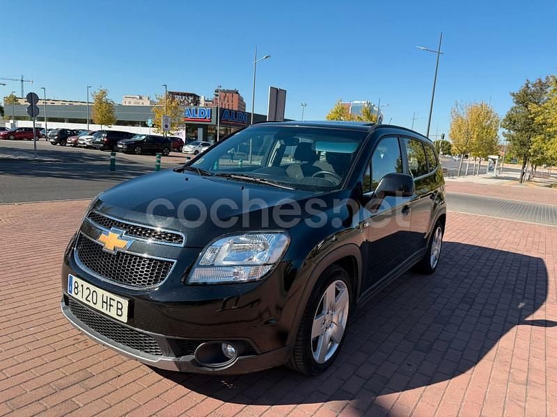 Usado Chevrolet Orlando LTZ 163 CV (119 kW) 2012 Negro Monovolumen