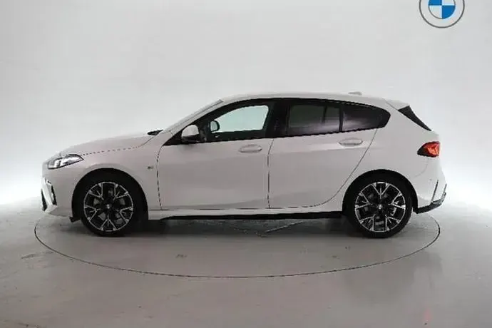 Usado BMW 120 Comfort Edition 170 CV (125 kW) 2025 Utilitario