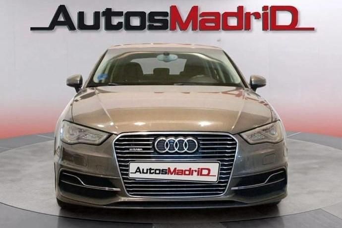 Usado Audi A3 Sportback e-tron Ambition 204 CV (150 kW) 2015 Utilitario
