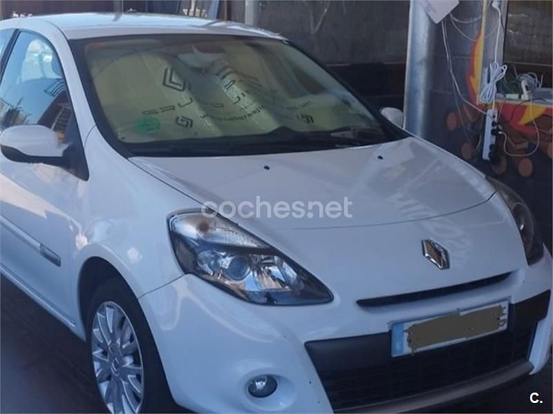 Usado Renault Clio II Exception 110 CV (80 kW) 2010 Blanco Berlina