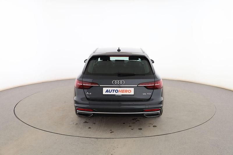 Usado Audi A4 Advanced 163 CV (119 kW) 2019 Gris Familiar