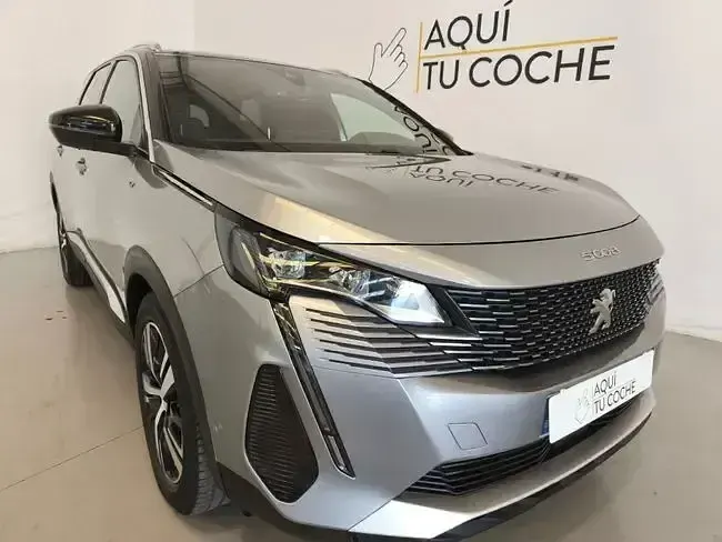 Usado Peugeot 5008 GT 130 CV (95 kW) 2023 Gris SUV