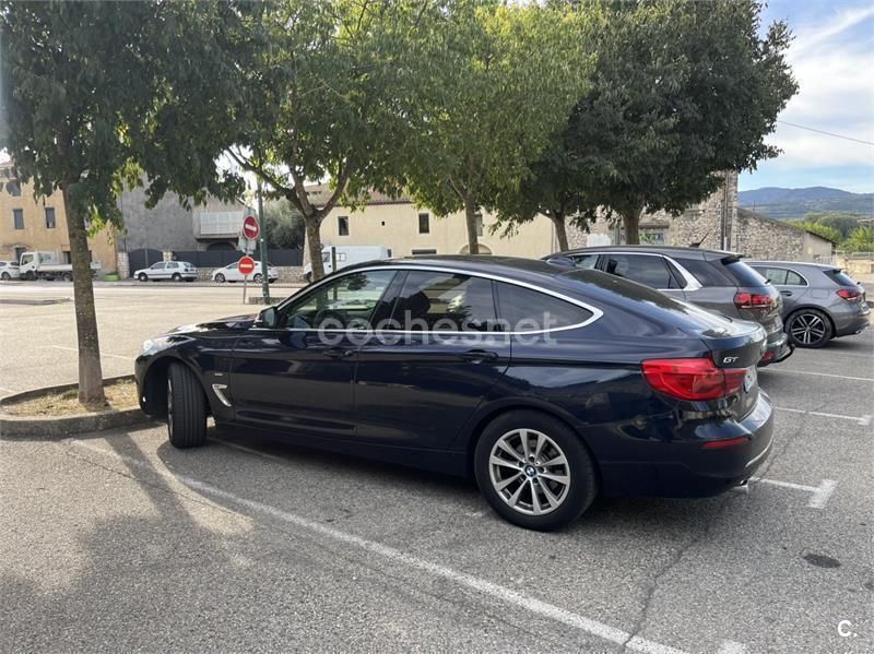 Azul Usado 2018 BMW 318 Gran Turismo Luxury Line Berlina | 24.900 € (Precio justo) - Imagen 1/4