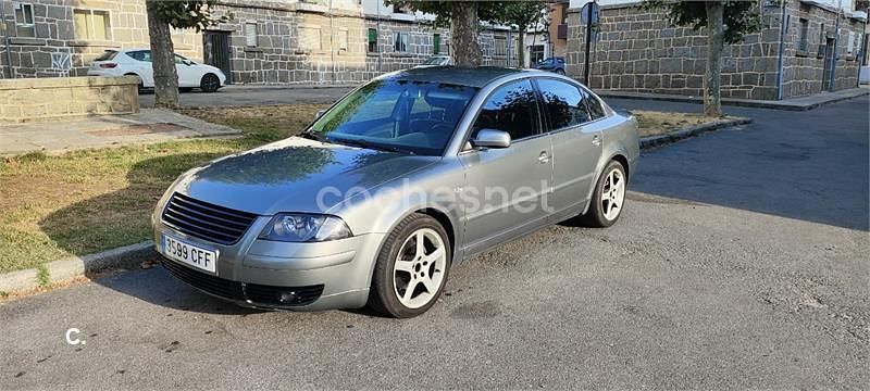 Gris / plata Usado 2003 VW Passat Trendline Familiar | 2500 € (Precio justo) - Imagen 1/4