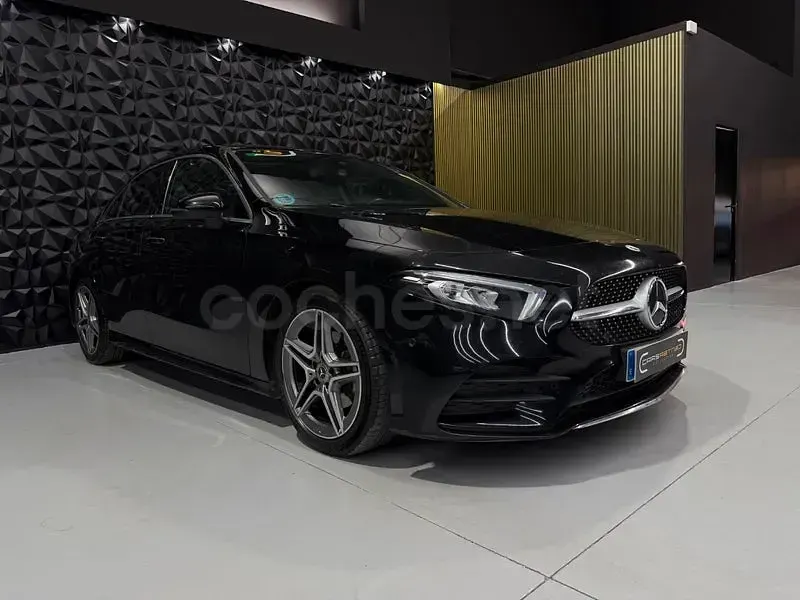 Usado Mercedes A200 150 CV (110 kW) 2022 Negro Berlina