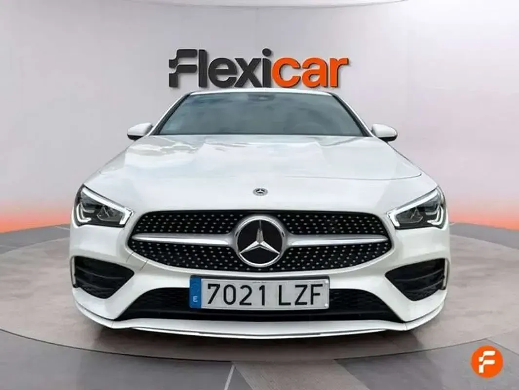 Usado Mercedes CLA200 163 CV (119 kW) 2022 Blanco Coupe