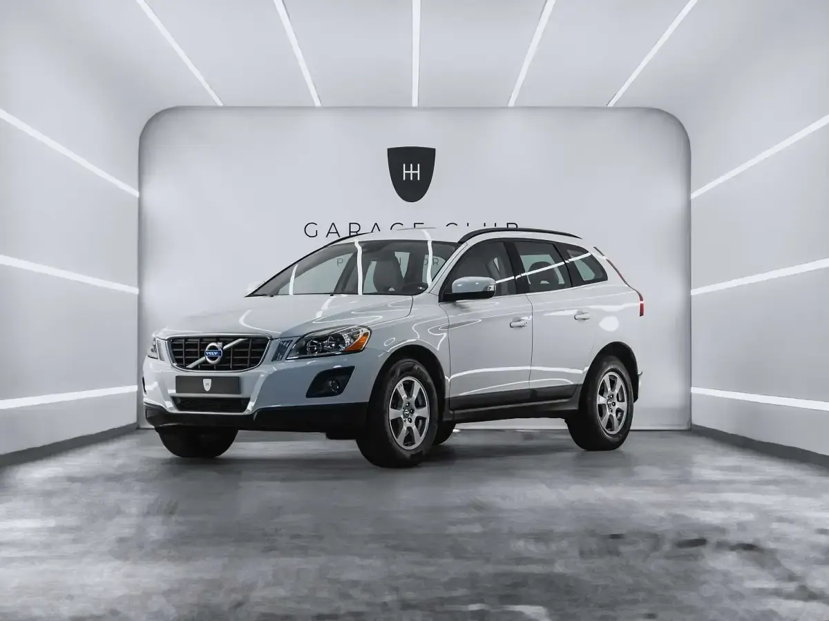 Käytetty Volvo XC60 Momentum 205 HP (150 kW) 2010 Katumaasturi