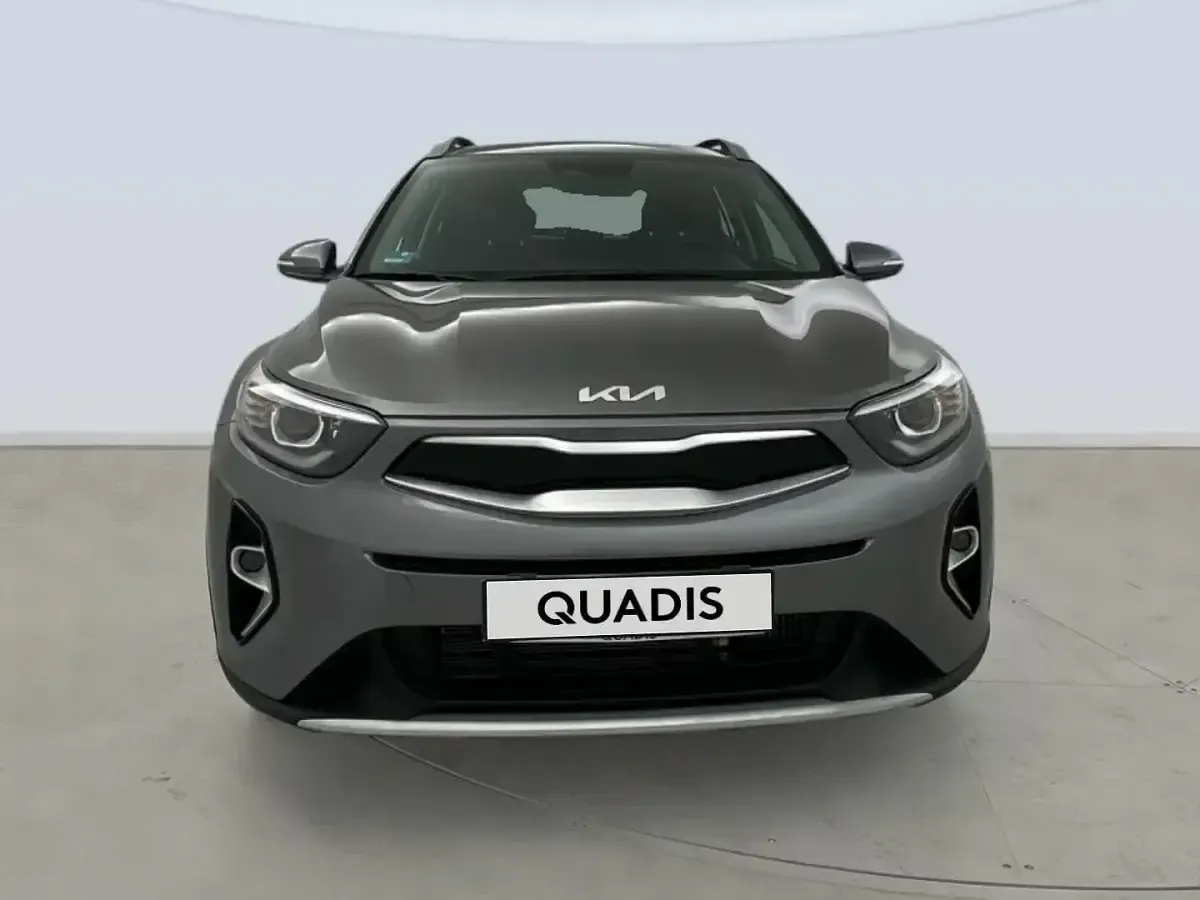 Nuevo Kia Stonic 100 CV (73 kW) 2025 Gris SUV