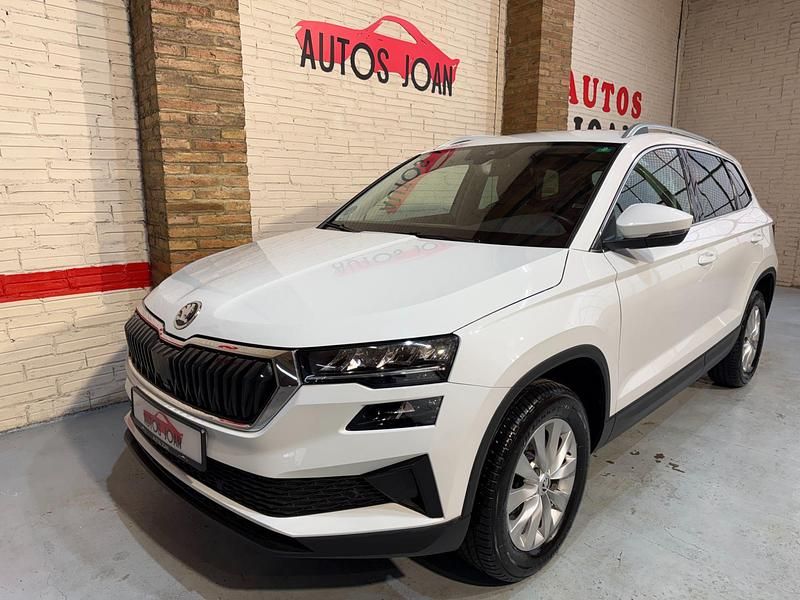 Usado Skoda Karoq Ambition 115 CV (84 kW) 2023 Blanco SUV