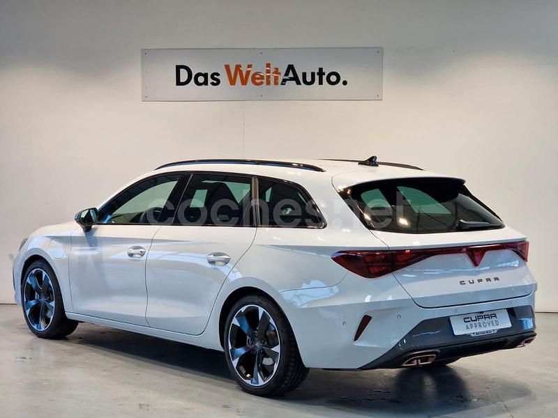 Usado Cupra Leon 204 CV (150 kW) 2025 Blanco Familiar