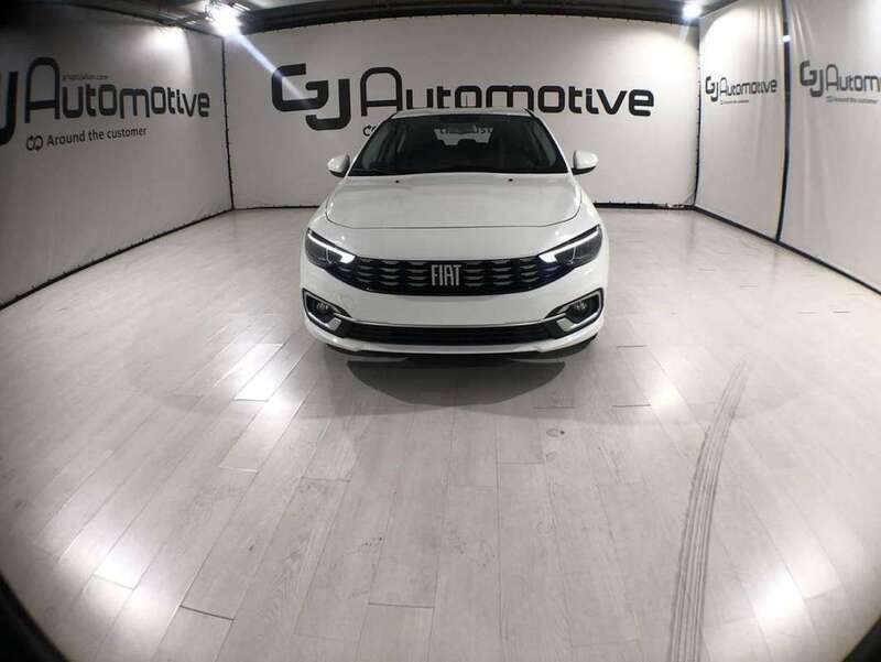 Usado Fiat Tipo Life 99 CV (72 kW) 2022 Blanco Familiar