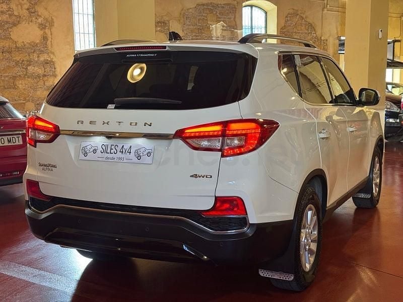 Usado Ssangyong (KGM) Rexton 181 CV (133 kW) 2019 Blanco SUV