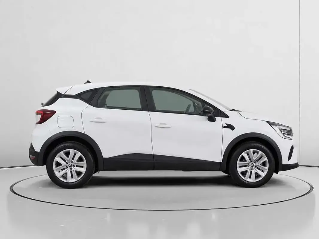 Usado Renault Captur Evolution 101 CV (74 kW) 2023 Blanco SUV