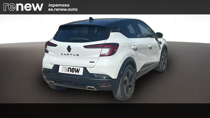 Usado Renault Captur Engineered 145 HP (106 kW) 2022 Branco SUV