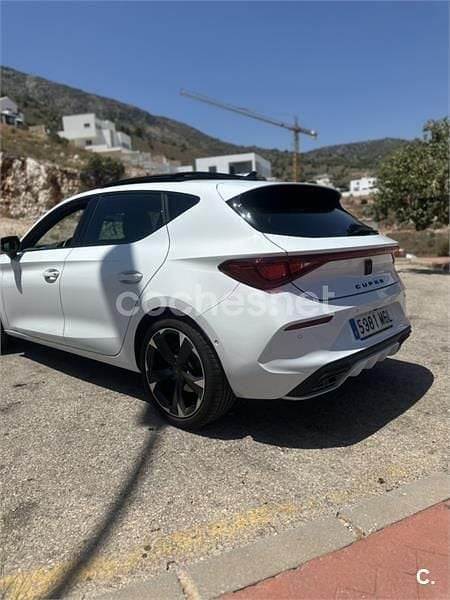 Usado Cupra Leon 150 CV (110 kW) 2023 Blanco Berlina