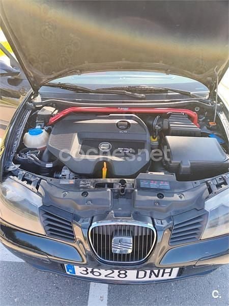 Usado Seat Ibiza FR 130 CV (95 kW) 2005 Negro Utilitario