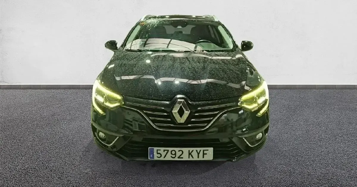 Usado Renault Mégane Zen 140 CV (102 kW) 2019 Berlina