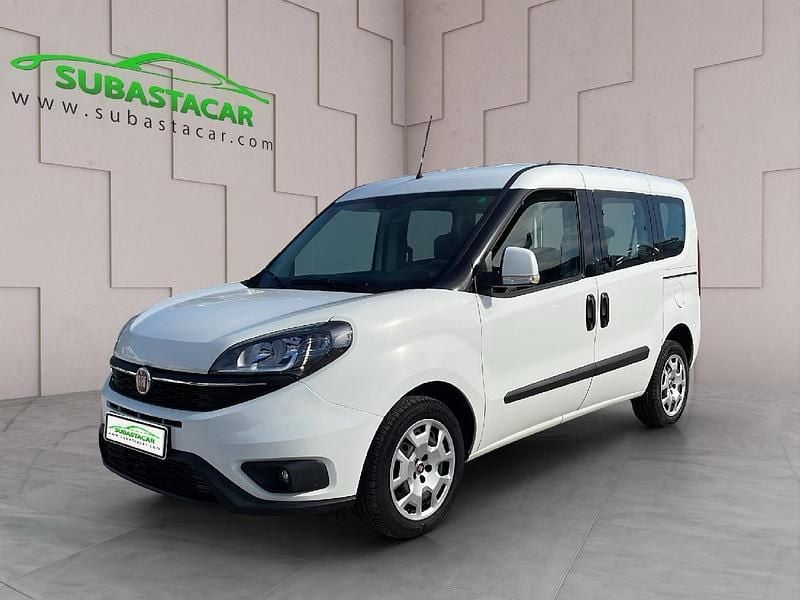 Blanco Usado 2020 Fiat Doblò Monovolumen | 9545 € (Precio justo) - Imagen 1/4