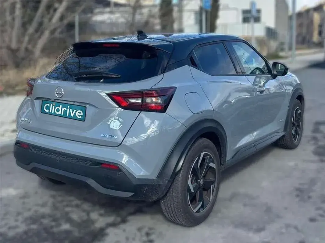 Usado Nissan Juke N-Connecta 94 CV (69 kW) 2024 Gris SUV